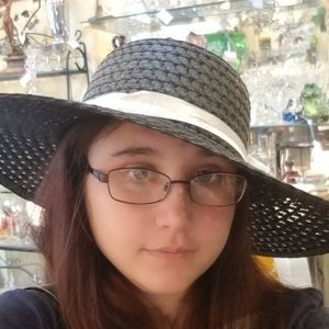 Meet your Posher, Kelsey